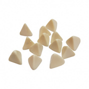 заказать Наполнитель для галтовки TETRAHEDRON PL - 10х10 ( 1500 GRIT) пластик белый тетраэдр - финиш 